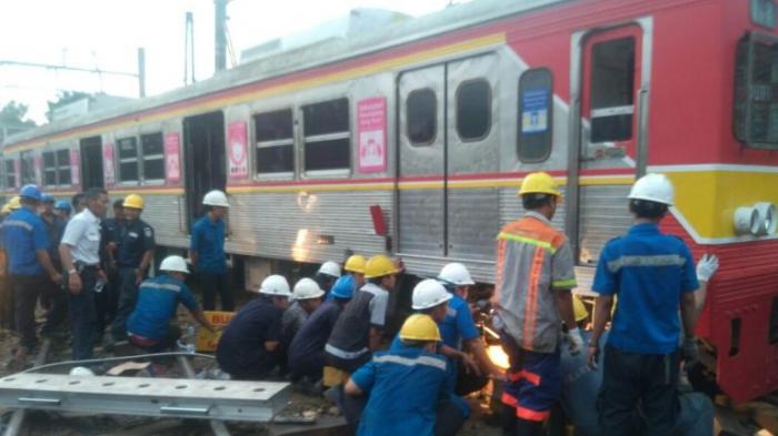 PT KAI Belum Tahu Penyebab Kereta Anjlok