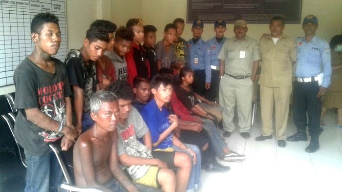 Polsek Bekasi Timur Lepas Lima Anak Punk yang Sempat Viral Minta Uang pada Pengendara