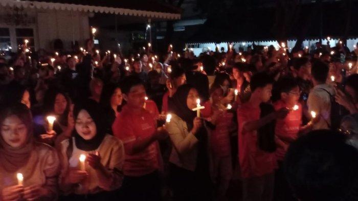 Seribu Lilin Dinyalakan untuk Kegagalan Indonesia menjadi Tuan Rumah Piala Dunia U20