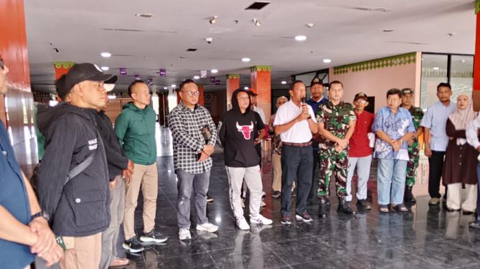 Geng Amerika Dukung Anggotanya Bertarung di Boxing Gladiator, Bawa Ratusan Suporter