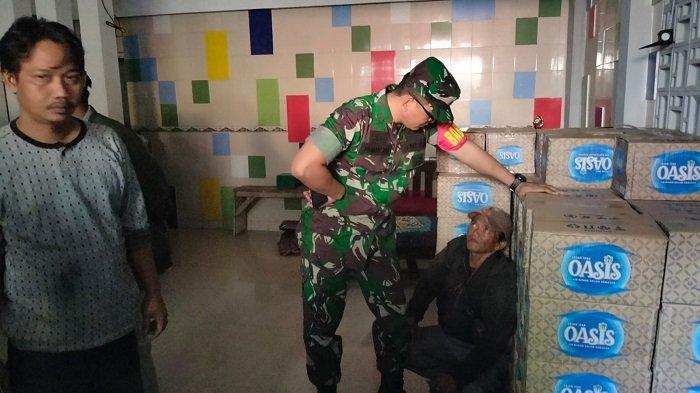 Saat Warga Sedih dan Panik Rumahnya Terbakar, Pria Ini Malah Curi Besi, Diamuk Sampai Babak Belur