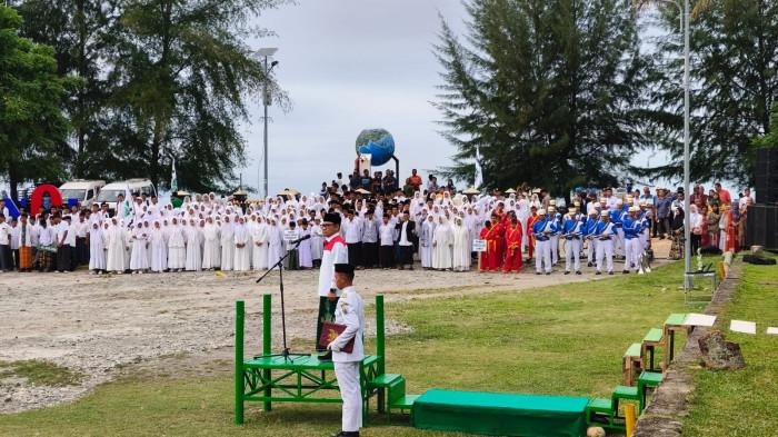 Hari Santri 2025 di Barus: Cak Imin Tekankan Santri Tangguh dan Berdaya