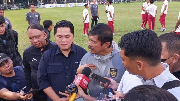 Giliran Indra Sjafri Ngamuk ke Pelatih Asing di Depan Erick Thohir: Jangan Ajari Tentara Berbaris!