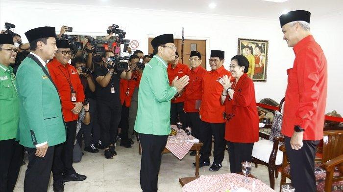 Ketum PDIP Megawati Ditemani Ganjar Pranowo Sambut Elite PPP