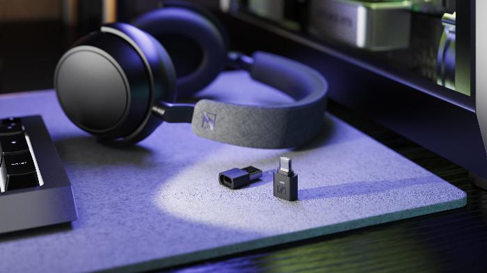 Dongle Bluetooth Sennheiser seri BTD 700.