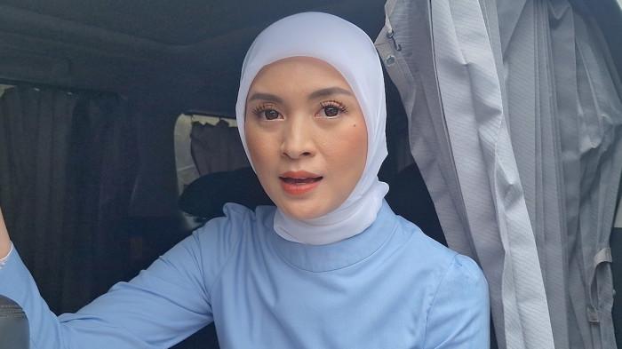 Minta Izin Syuting, Donita Dituduh Anak Tidak Punya Uang Lagi