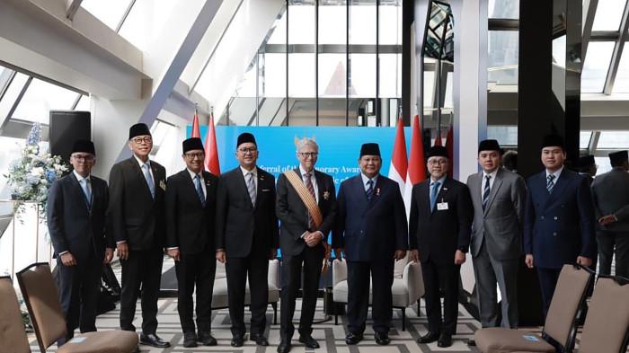 KERJASAMA INTERNASIONAL - Presiden Republik Indonesia, (RI) Prabowo Subianto bersama Menteri Koordinator Bidang Pangan Republik Indonesia, Zulkifli Hasan, (Zulhas), berfoto usai hadir dalam forum Konferensi Tingkat Tinggi Perserikatan Bangsa-Bangsa (KTT PBB) di ruang sidang Majelis Umum PBB, New York, Amerika Serikat pada Selasa (23/9/2025). FOTO DOC Kementerian Koordinator Bidang Pangan (Kemenko Pangan)
