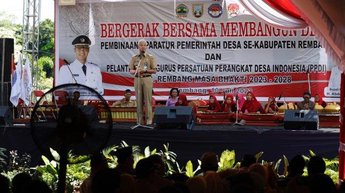 Ganjar Pranowo Minta Aparatur Pemdes Kelola Dana Pembangunan Desa Secara Berintegritas