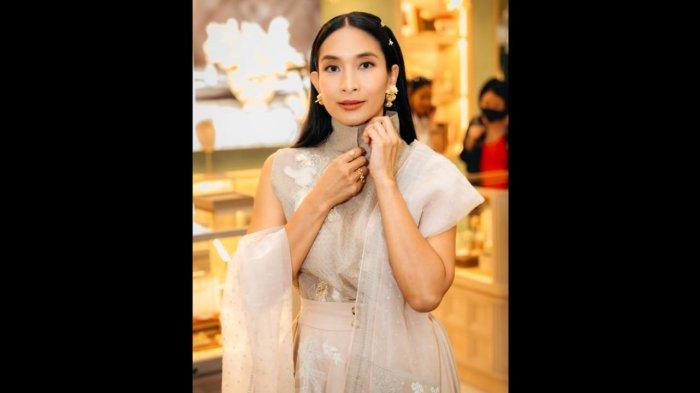 Happy Salma Beberkan Tips Cara Merawat Perhiasan agar Tetap Cantik dan Berkilau