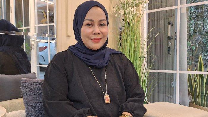 Perjalanan Hidup Mak Vera, dari Dagang Daging ke Rumah-Rumah hingga Jadi Manajer Artis Top Indonesia