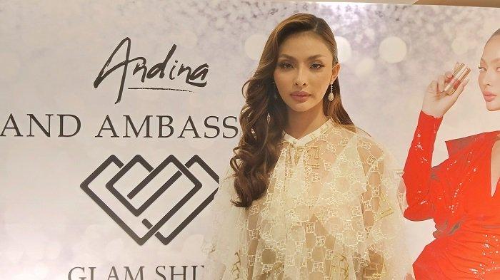 Model Andina Julie Sedang Dekat dengan Pemain Bulu Tangkis Asal Perancis: Doakan Saja
