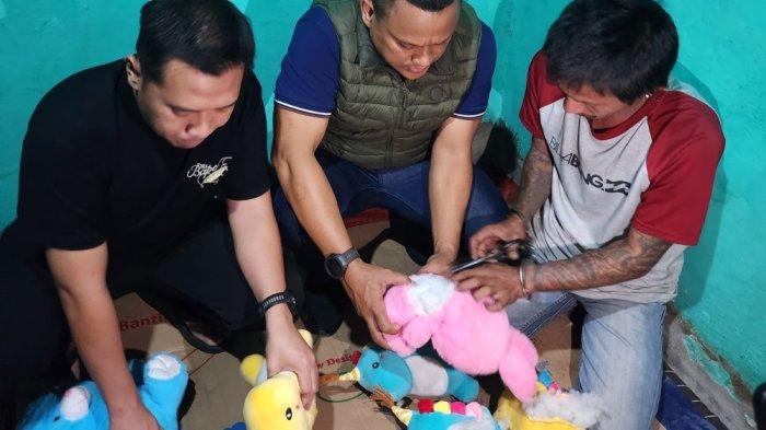 Sabu Seberat Enam Kilogram Disimpan Dalam Boneka, Polisi Kejar Dua Pengedar, Salah Satunya Ucok
