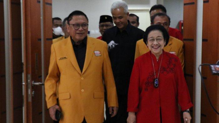 Berita Foto: Momen Ganjar Dampingi Megawati Terima Kedatangan Ketum Partai Hanura OSO di Kantor PDIP
