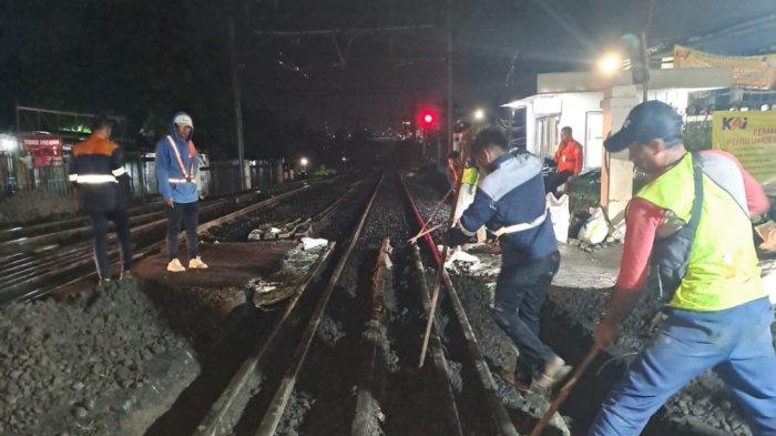 KAI Lakukan Perbaikan di Perlintasan KA Stasiun Sudimara, Pengguna Jalan Diminta Hindari Jalan Ini