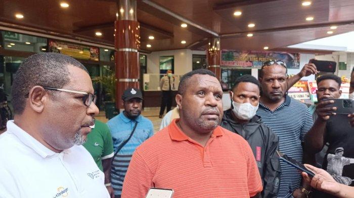 Tak Bisa Bertemu Keluarga, Keluarga Lukas Enembe Kecam Keras KPK