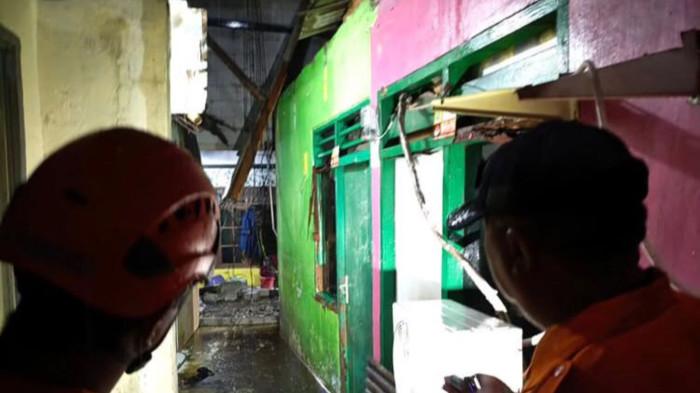 Tiga Rumah di Bekasi Barat Rusak Akibat Hujan Deras Disertai Angin Kencang