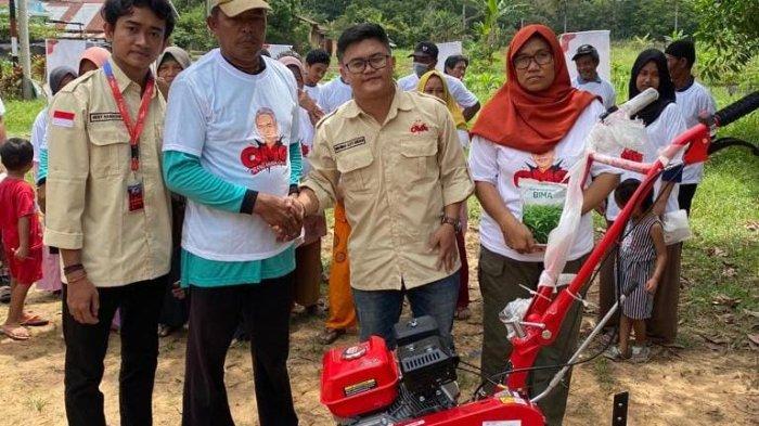 Dapat Bantuan Alat, Petani Senang Bisa Bertani Lebih Cepat dan Banyak