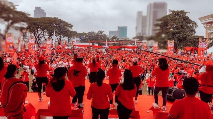 Menteri PANRB, Eriko Sutarduga dan Ribka Ciptaning Lepas Jalan Sehat Ribuan Kader PDIP Tangsel