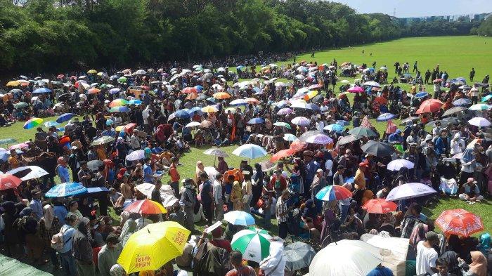 Wanita Sakti Ida Dayak Tak Kunjung Keluar dari GOR Kostrad, Ribuan Warga Mulai Kesal dan Curiga