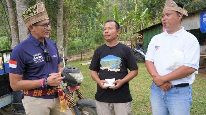 Sandiaga Temui Penggerak Desa di Danau Kerinci Jambi, Hadiahkan Rumah Kompos