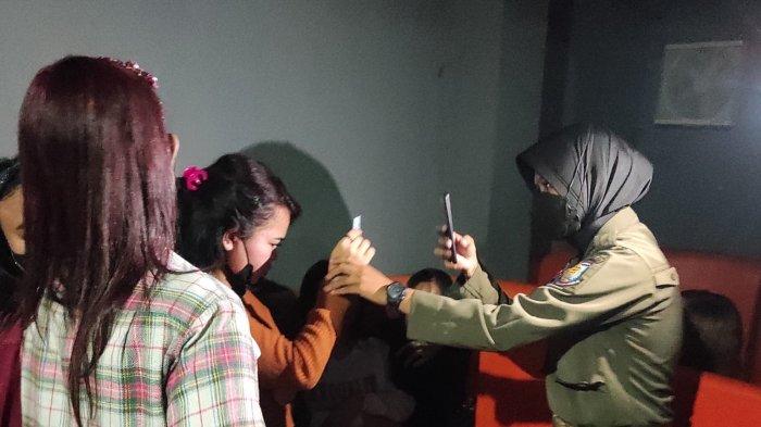 Beroperasi Saat Bulan Ramadan, Sejumlah Tempat Hiburan Malam di Tangerang Selatan Dirazia Petugas