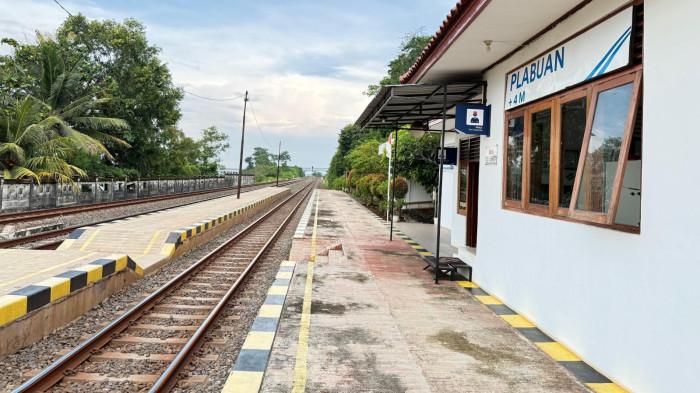 Stasiun Plabuan, Kabupaten Batang, Jawa Tengah pada Rabu (22/4/2026).
