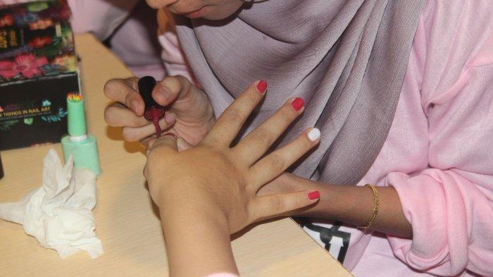 Gandeng Dinda Beauty, Relawan Ganjar Pranowo Ajak Perempuan Milenial Ikut Program Nail Art Class