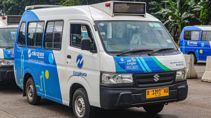 VIRAL MEDIA SOSIAL -  Mikrotrans JAK24 atau Jaklingko M24 rute Senen-Pulogadung