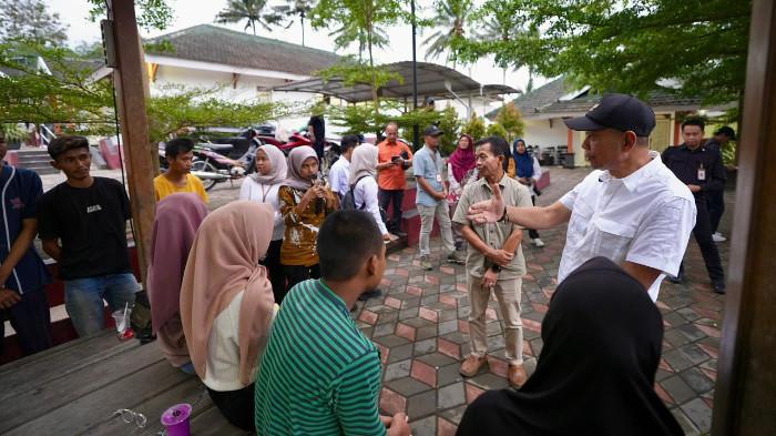 Wakil Menteri Sosial Agus Jabo Priyono kunjungi SRMA 43 Magelang