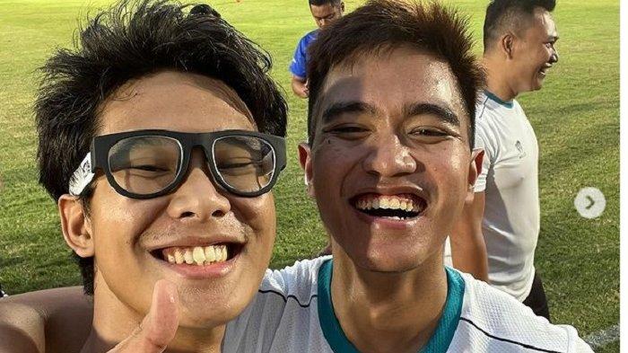 Saat Alam Ganjar dan Kaesang Main Bola Lawan Zulkifli Hasan, Warganet Heboh: Anak Presiden Kumpul