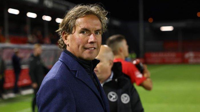 Alex Pastoor Kaget Tim Kepelatihan Kluivert Dipecat: Tim Ranking 119 Tak Logis Masuk Piala Dunia