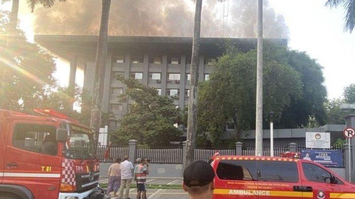 Diduga Korsleting Listrik, Gedung Bakamla RI Kebakaran, 19 Unit Berupaya Padamkan Api