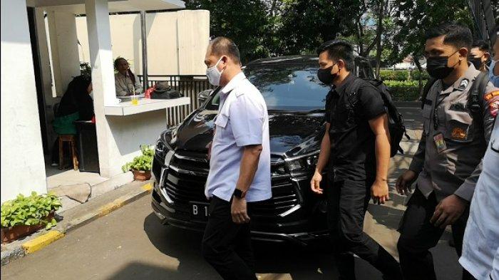 Selama Ini Jadi Misteri, Akhirnya Bharada E Muncul Penuhi Panggilan Komnas HAM, Begini Sosoknya