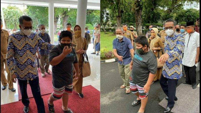 Bocah penjual jalangkote mendapat hadiah dari Gubernur Sulawesi Selatan atas kisah bully yang viral, Selasa (19/5/2020).