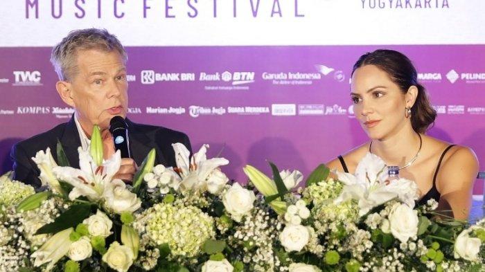 David Foster dan Katharine Foster. 