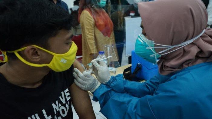 Kemenkes: Stok Vaksin Covid-19 untuk Bulan April Masih Tersedia