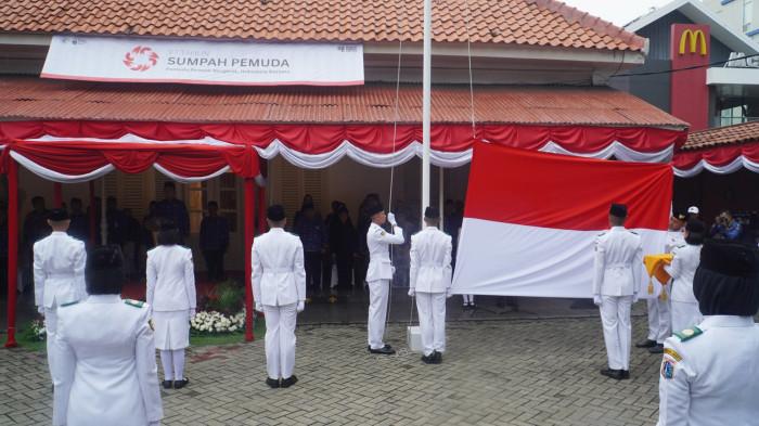 Foto-foto Fadli Zon Pimpin Upacara Peringatan Hari Sumpah Pemuda - dengan-pembacaan.jpg