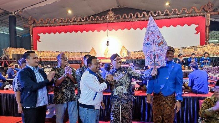 Peringati Tahun Baru Islam, DPP KNPI Gelar Wayang Kulit dan Santunan di Cileungsi, Jumat (5/8/2022)