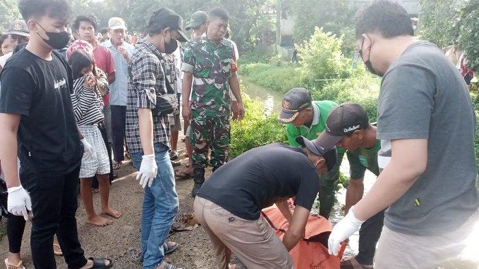 Warga Kaget Lihat Ridwan Mengambang di Aliran Sungai Haji Newi Ciseeng setelah Dua Hari Hilang