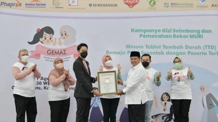 Cegah Anemia dan Stunting, 1,3 Juta Siswi Se-Jabar Serentak Minum Tablet Tambah Darah