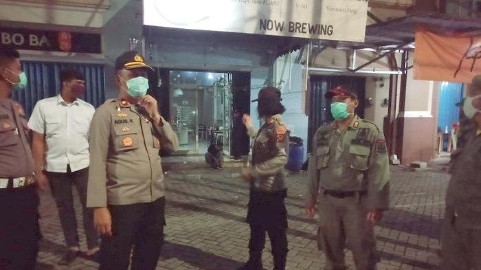 GILIRAN Pemilik dan Tiga Karyawan Kedai Kopi di Bekasi Selatan Dicokok Fasilitasi Warga Nongkrong