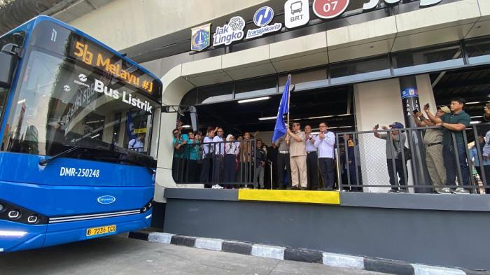 Tarif Transjakarta Bakal Naik, Pramono Sebut Warga Usulkan Naik jadi Rp 5.000 atau Rp 7.000