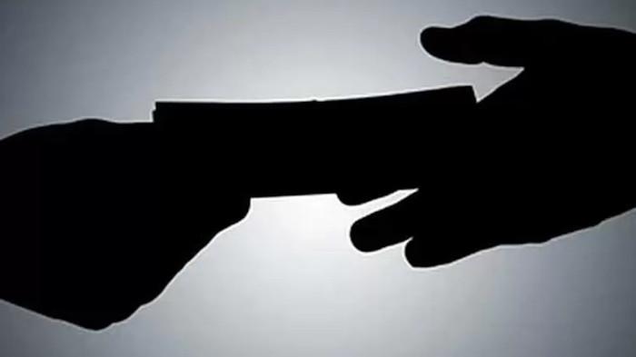 Pedagang Ayam di Ciputat Dibacok Preman Usai Tolak Uang Jago