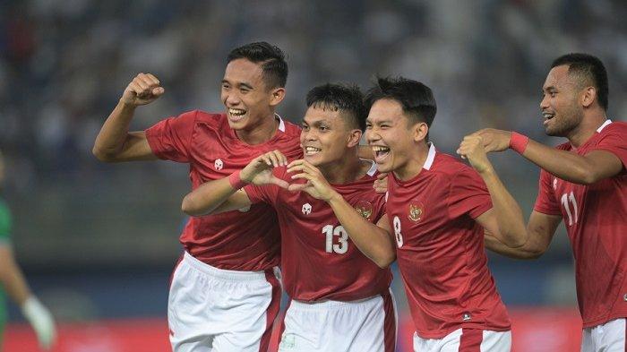 Bikin Terharu, Para TKI Wanita di Kuwait Jadi Suporter Timnas Indonesia Ajang Piala Asia 2023