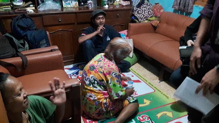 Ibu Pemutilasi : Aipda Deni Kok Miskin Benar Ya!