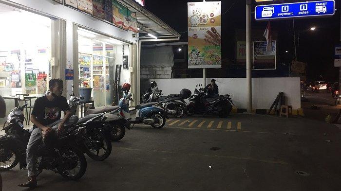 RIBUT dengan Dua Pria di Jagakarsa, Seorang Wanita Sampai Keluarkan Senjata Tajam