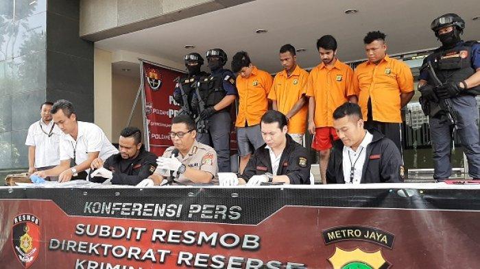 VIDEO: Pemalak Mahasiswa di JPO Unika Atmajaya Sudah Sering Beraksi
