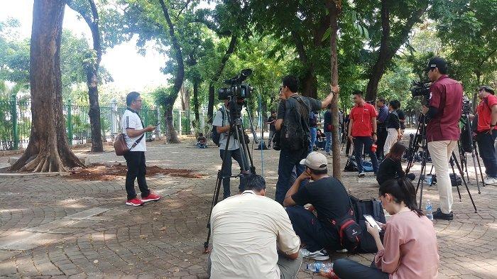 Setelah Ledakan di Monas Tadi Pagi, Taman Monas dan Sekitarnya Sudah Ramai Kembali Siang Ini