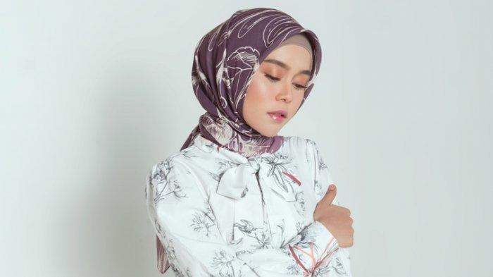 Lesti Menangis Ingat Seseorang Ketika Menyanyikan Ulang Lagu 'Saat Terakhir' Band ST12, Siapa Dia?