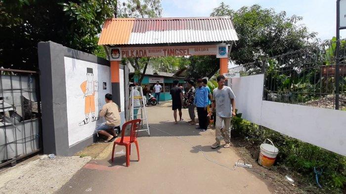 Remaja dan Pemuda Semangat Rias Gapura Ajak Warga Coblos Pilih Paslon yang Layak Pimpin Kota Tangsel